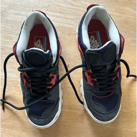 vans TRK AMZN TRAILHEAD SHOE - Picture 1 of 4